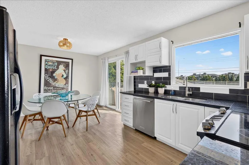 5408 Ladbrooke Drive SW Calgary AB T3E 5X8