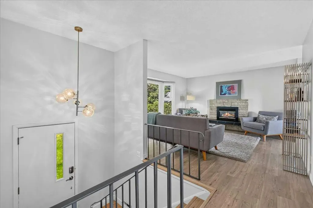 5408 Ladbrooke Drive SW Calgary AB T3E 5X8