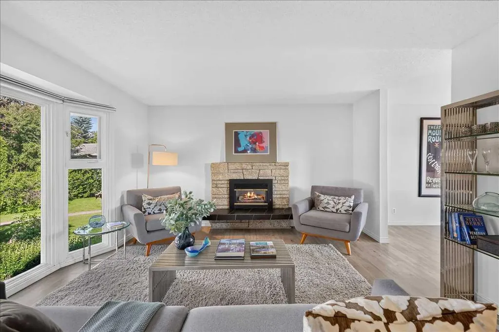 5408 Ladbrooke Drive SW Calgary AB T3E 5X8