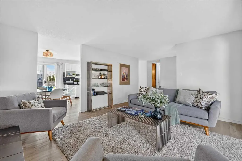 5408 Ladbrooke Drive SW Calgary AB T3E 5X8