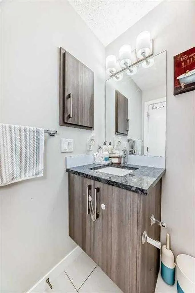 12 Sage Hill Terrace NW Calgary AB T3R0W6