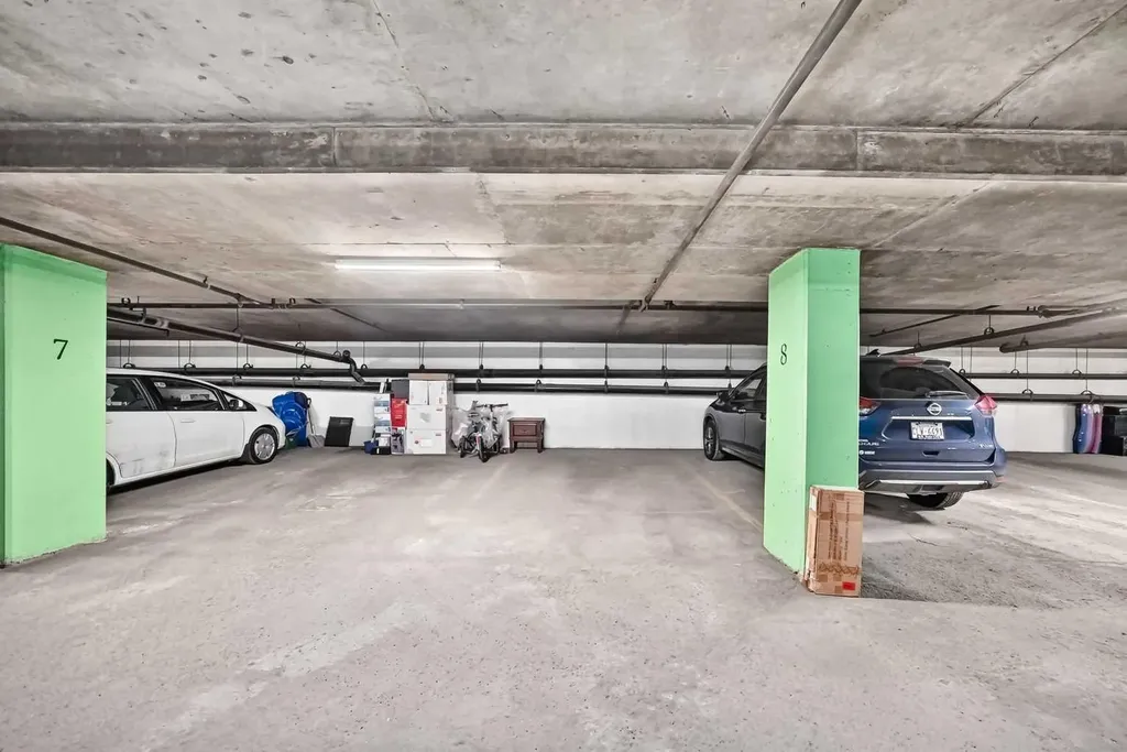 1735 11 Avenue SW Calgary AB T3C 3C9