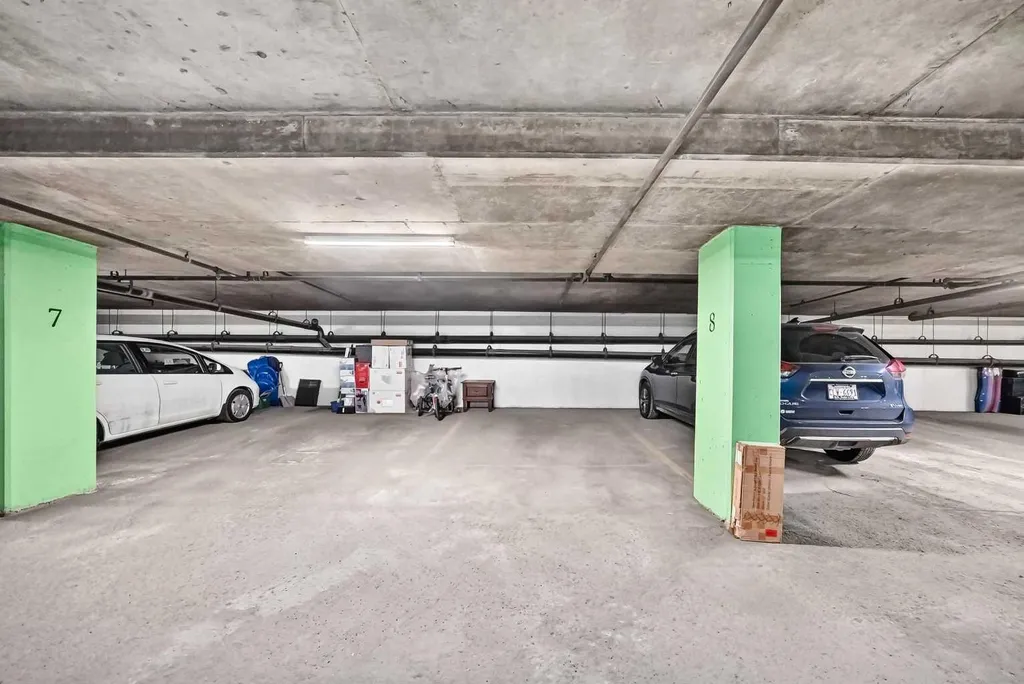 1735 11 Avenue SW Calgary AB t3c3c9