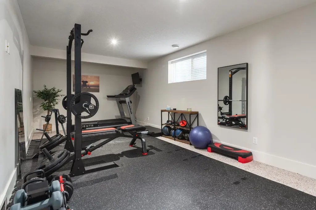 313 Centre Avenue SE Airdrie AB T4B 1H6