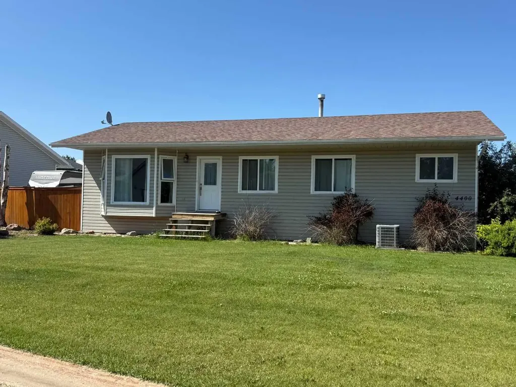 4400 44 Street High Prairie AB T0G1E0