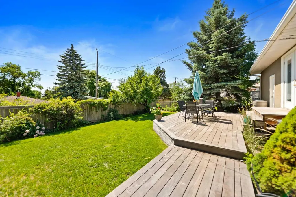 7220 Farrell Road SE Calgary AB T2H 0T6