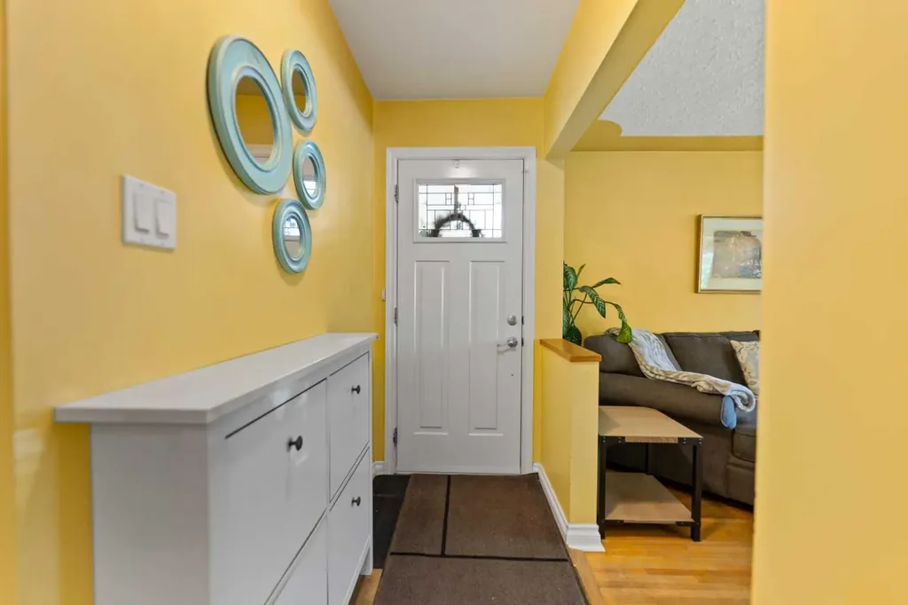 7220 Farrell Road SE Calgary AB T2H 0T6