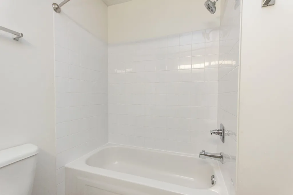 33 Donlevy Avenue Red Deer AB T4R 3B6
