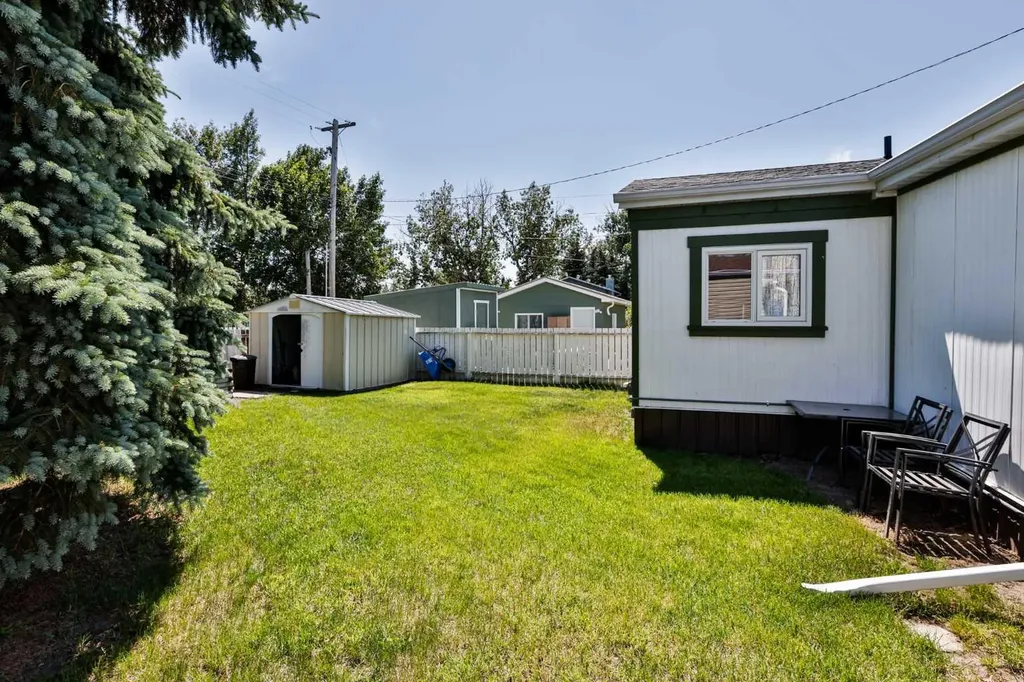 431 3 Street N Vulcan AB T0L 2B0
