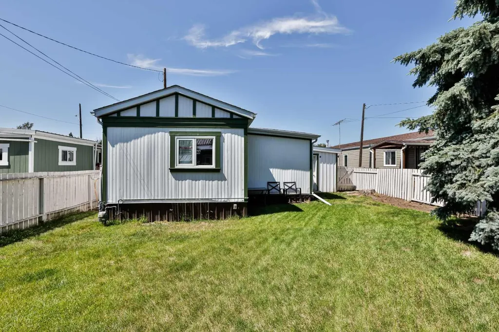 431 3 Street N Vulcan AB T0L 2B0