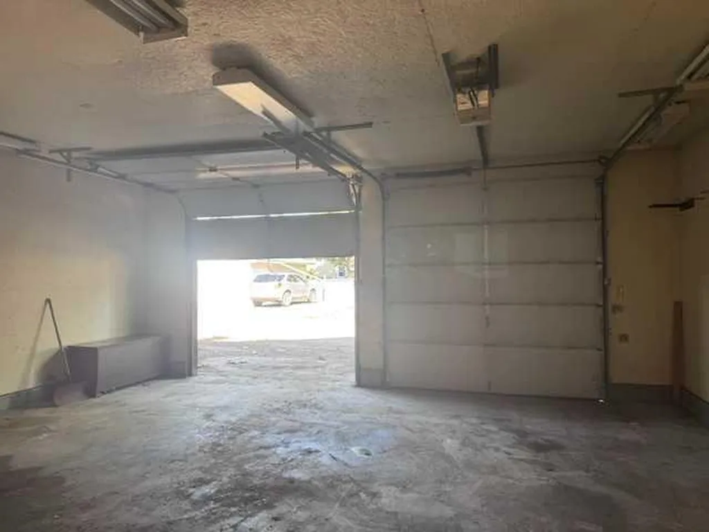 508 Centre Street Brooks AB T1R 0G3