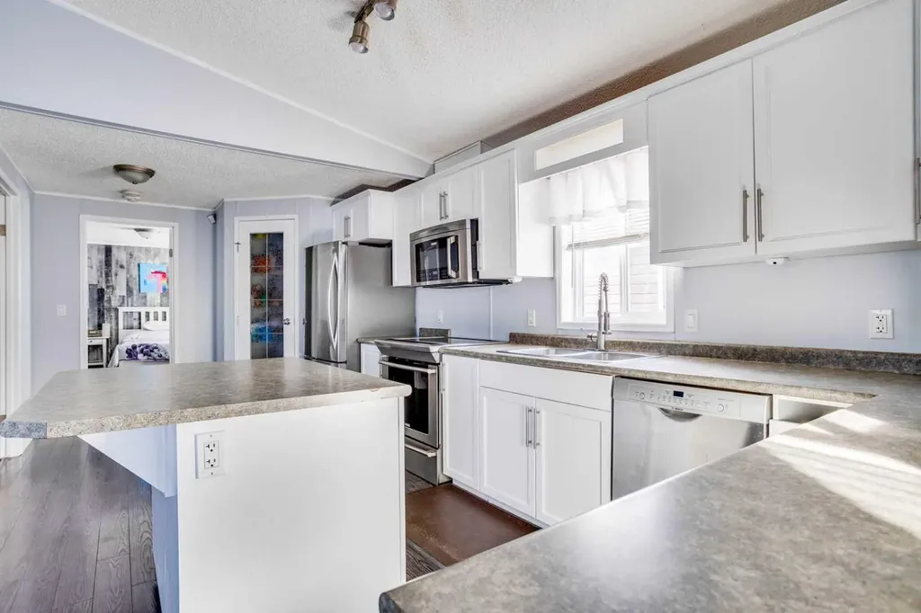 125 Balsam Way Fort Mcmurray AB T9K 0G2
