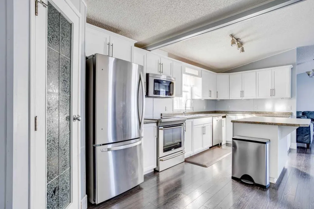 125 Balsam Way Fort Mcmurray AB T9K 0G2