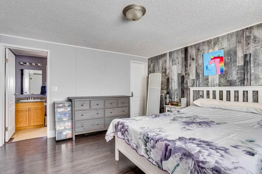 125 Balsam Way Fort Mcmurray AB T9K 0G2