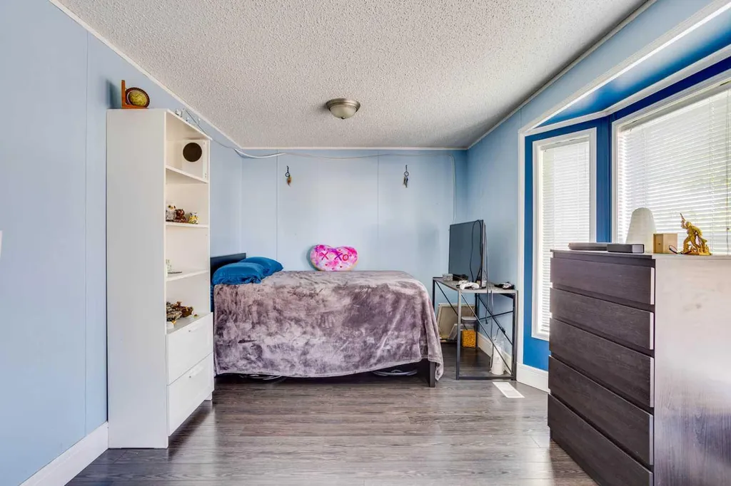 125 Balsam Way Fort Mcmurray AB T9K 0G2