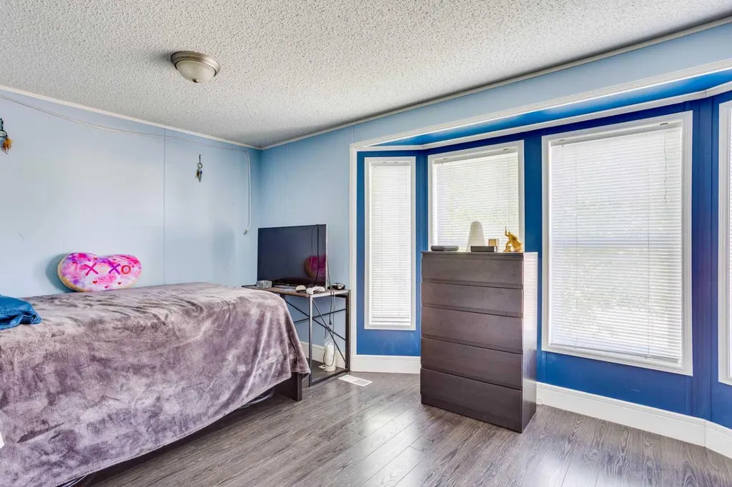 125 Balsam Way Fort Mcmurray AB T9K 0G2