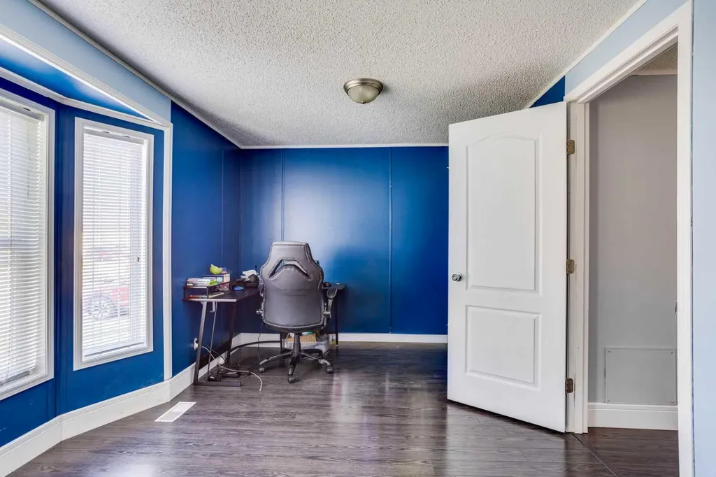 125 Balsam Way Fort Mcmurray AB T9K 0G2