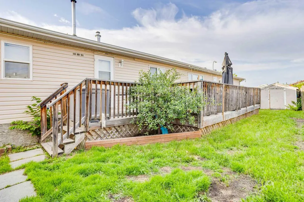 125 Balsam Way Fort Mcmurray AB T9K 0G2