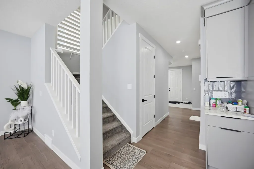79 Amblefield Grove NW Calgary AB T3P 2K1