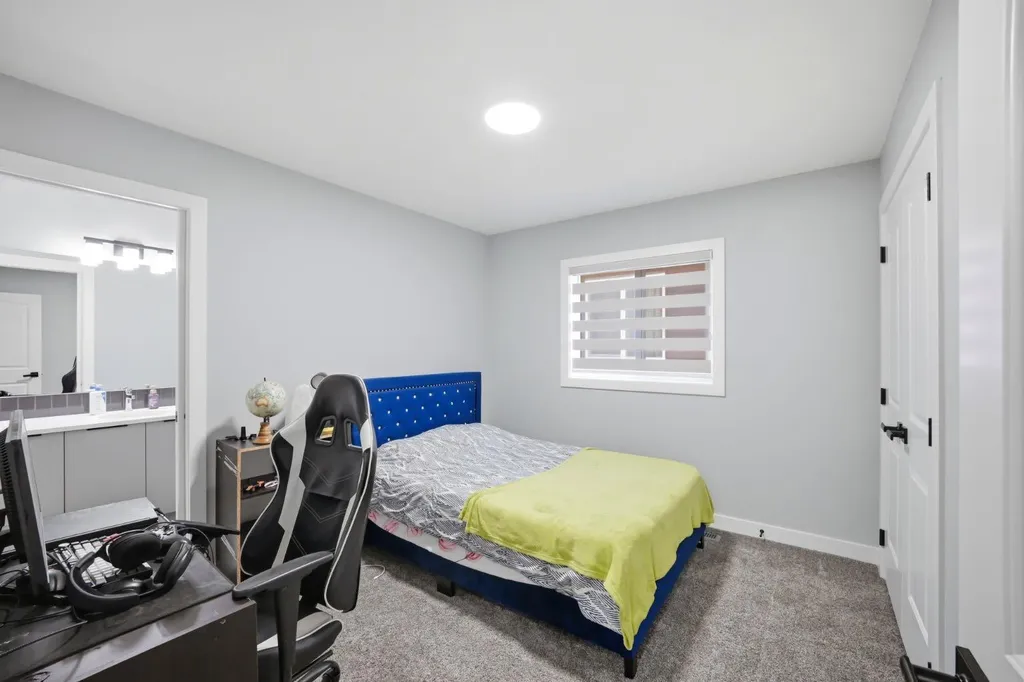 79 Amblefield Grove NW Calgary AB T3P 2K1