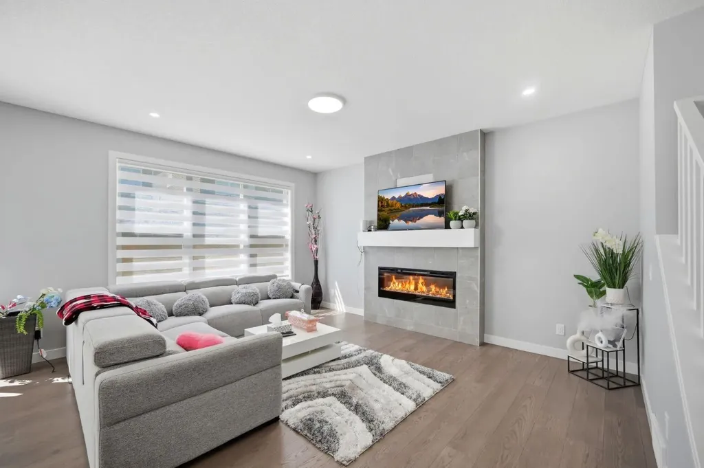 79 Amblefield Grove NW Calgary AB T3P 2K1