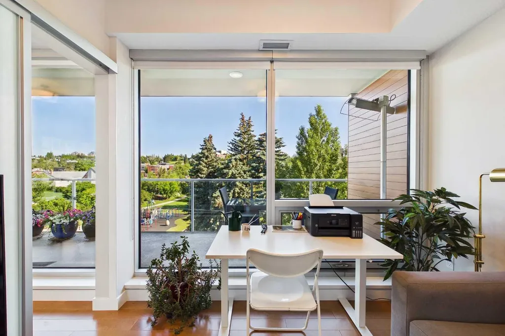1234 5 Avenue NW Calgary AB T2N 0R9