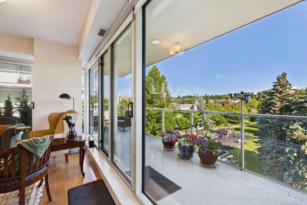 1234 5 Avenue NW Calgary AB T2N 0R9