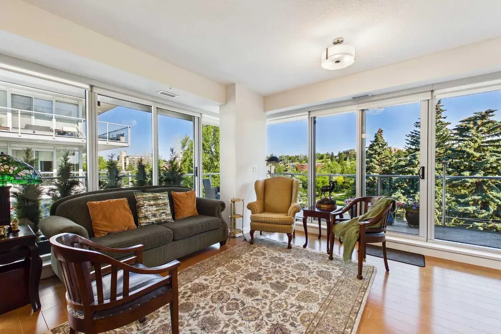 1234 5 Avenue NW Calgary AB T2N 0R9
