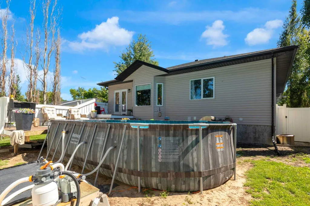 136 Allen Crescent Vulcan AB T0L 2B0