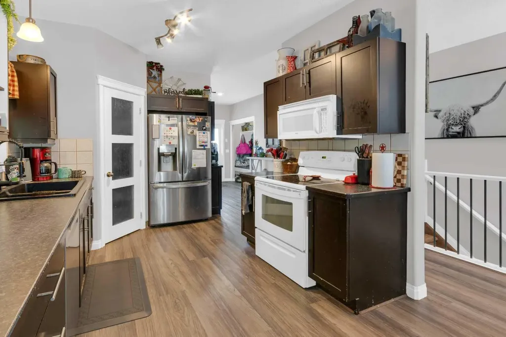 136 Allen Crescent Vulcan AB T0L 2B0