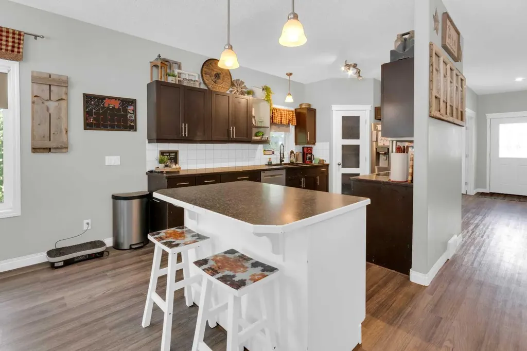 136 Allen Crescent Vulcan AB T0L 2B0