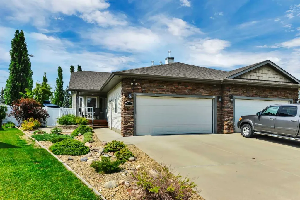 47 Victor Close Red Deer AB T4R 0E5
