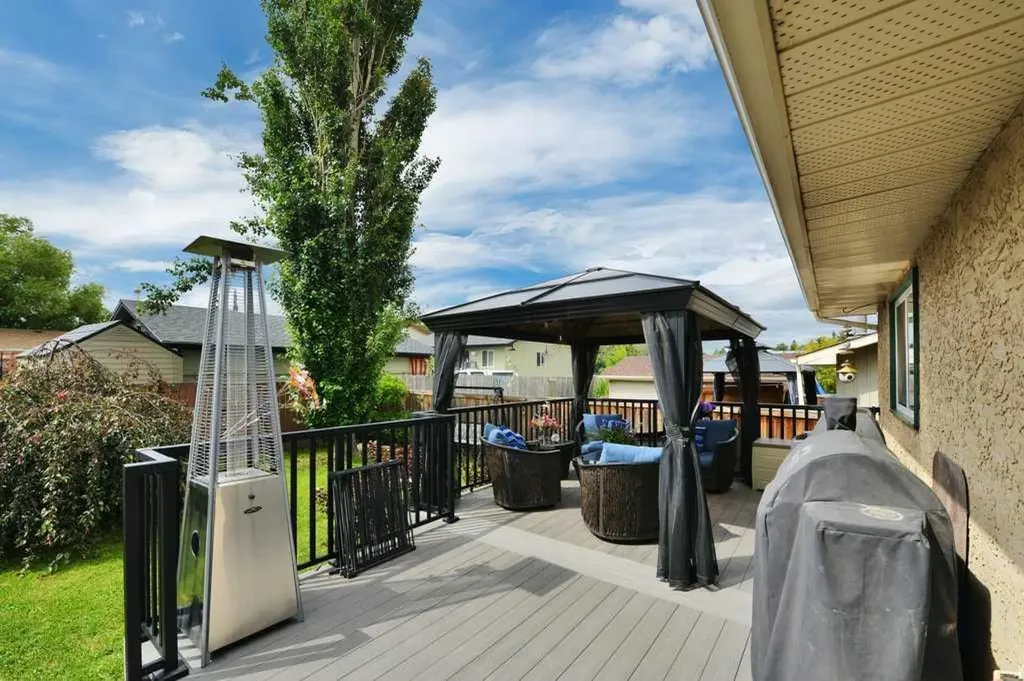 11 Greenham Drive Red Deer AB T4P 2K5