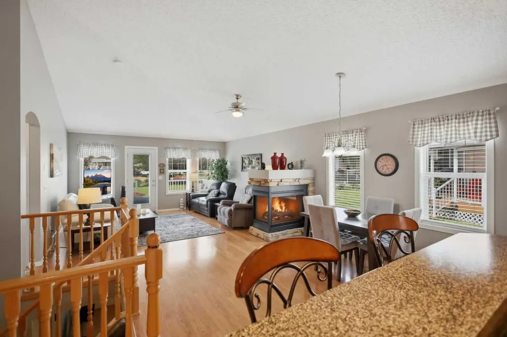 459 Jenkins Drive Red Deer AB T4P 3X1