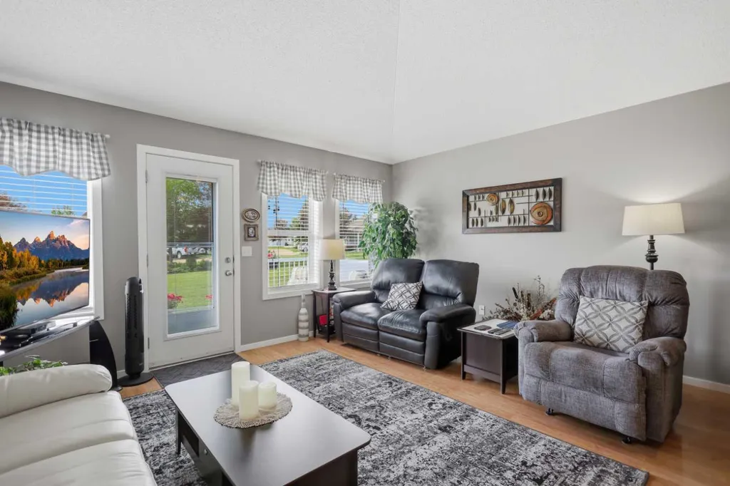 459 Jenkins Drive Red Deer AB T4P 3X1