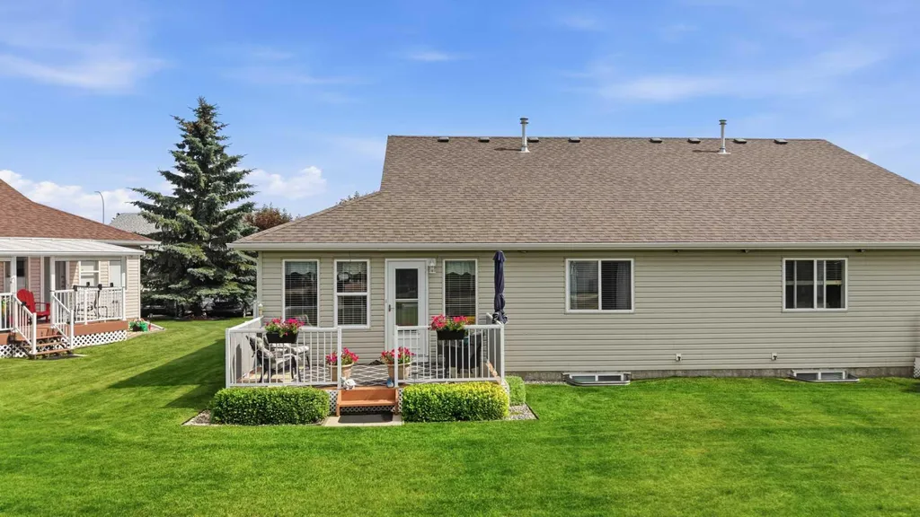 459 Jenkins Drive Red Deer AB T4P 3X1