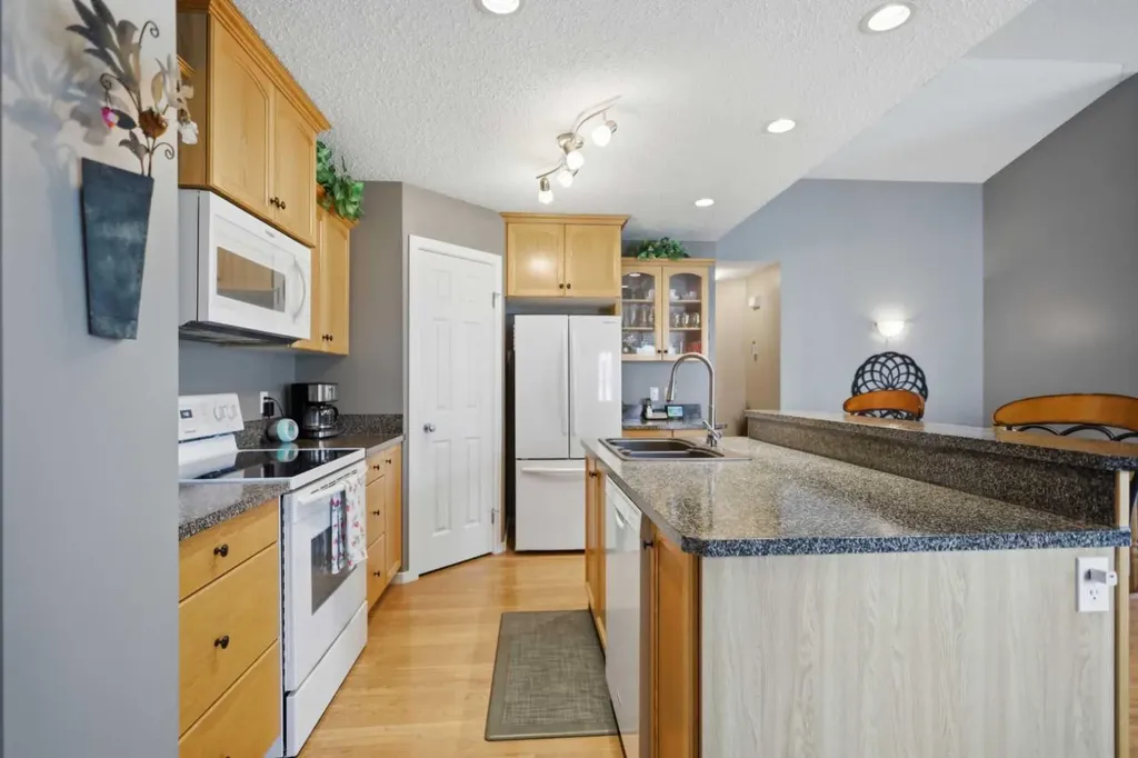459 Jenkins Drive Red Deer AB T4P 3X1