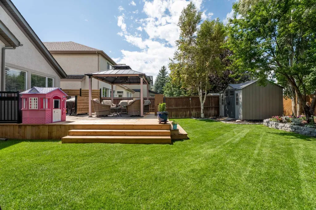 161 Cranleigh Bay SE Calgary AB T3M 1H5