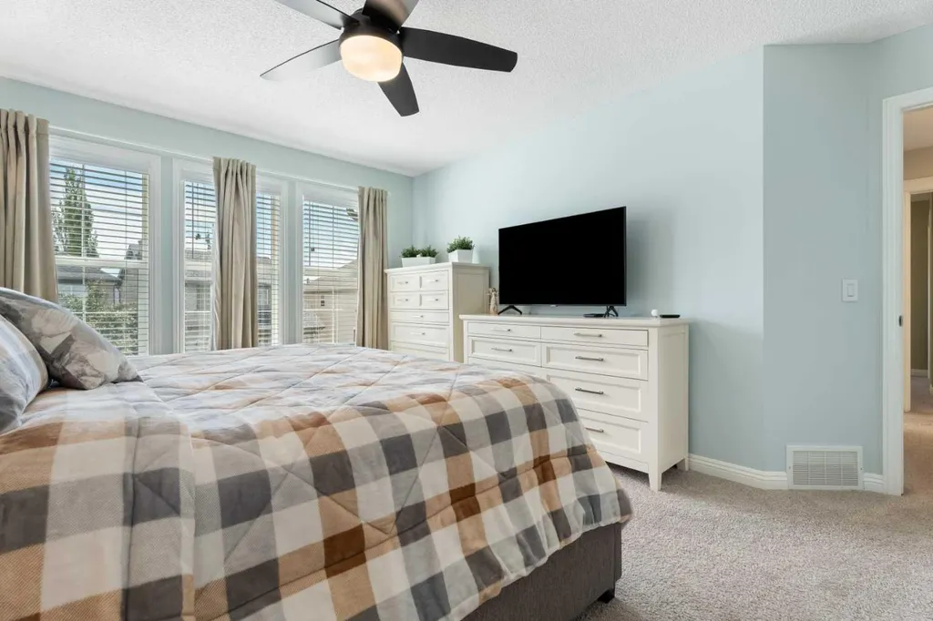 161 Cranleigh Bay SE Calgary AB T3M 1H5