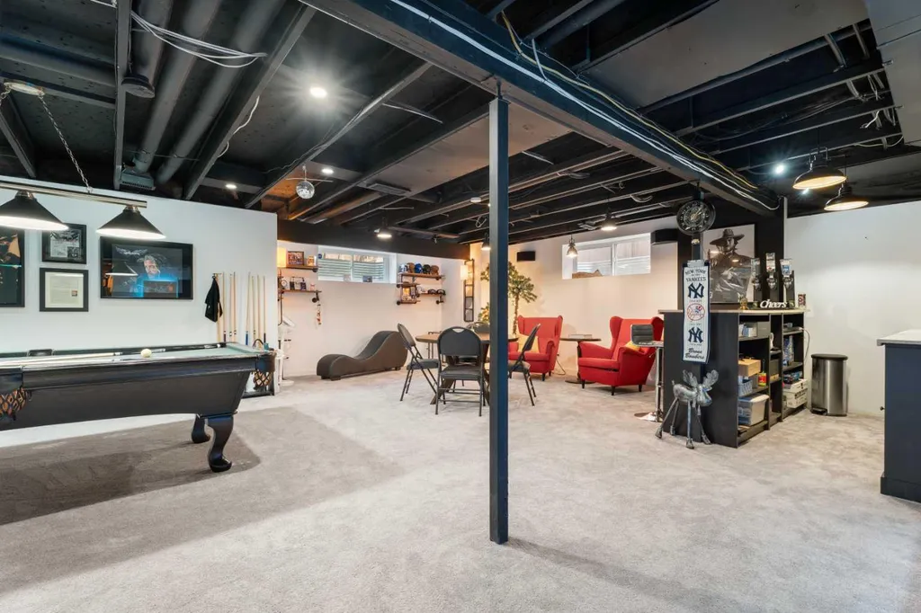161 Cranleigh Bay SE Calgary AB T3M 1H5