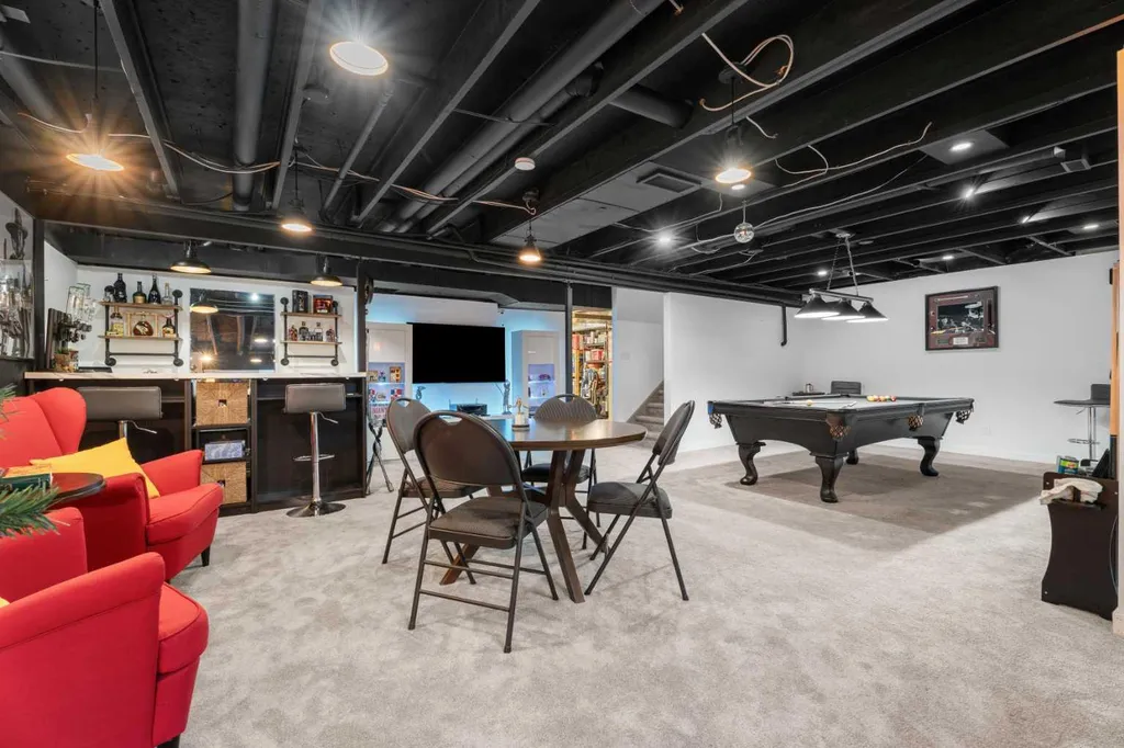 161 Cranleigh Bay SE Calgary AB T3M 1H5