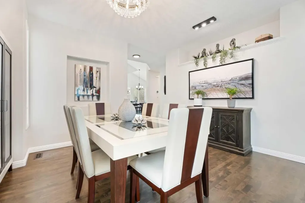 161 Cranleigh Bay SE Calgary AB T3M 1H5