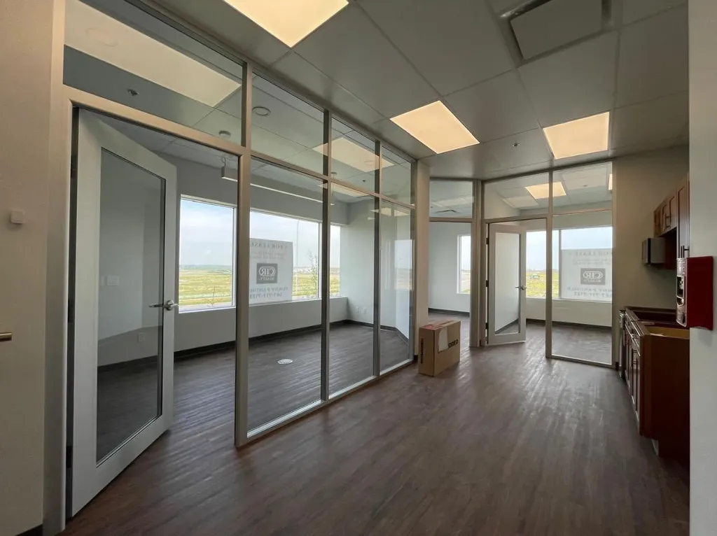 12318 Barlow Trail NE Calgary AB T3J3T9