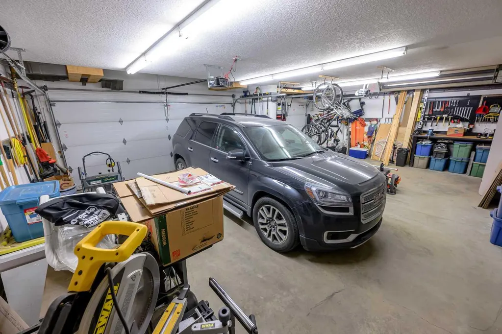9118 Lake Shore Drive Grande Prairie AB T8X8C9