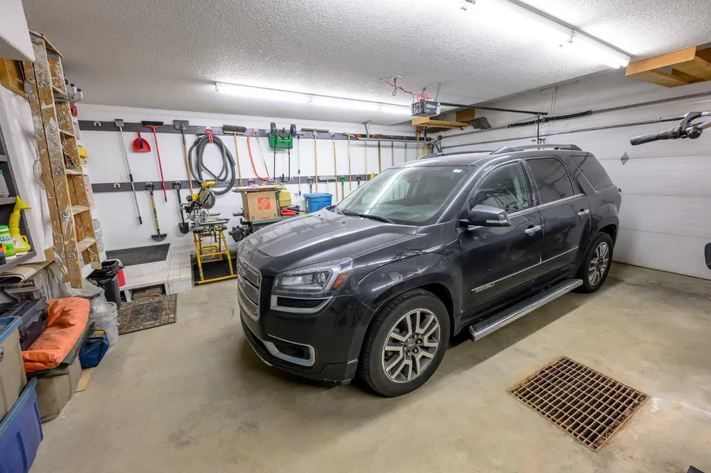9118 Lake Shore Drive Grande Prairie AB T8X8C9