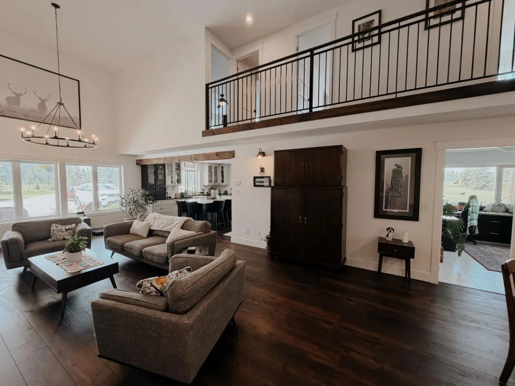 1101 6 Street SW Sundre AB T0M 1X0