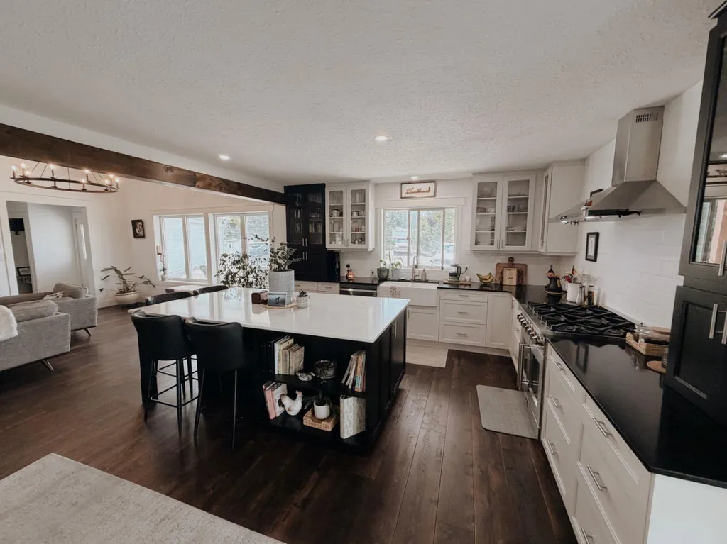 1101 6 Street SW Sundre AB T0M 1X0