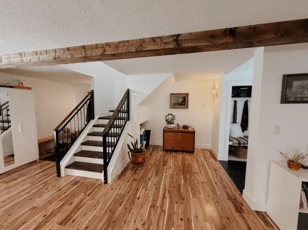 1101 6 Street SW Sundre AB T0M 1X0