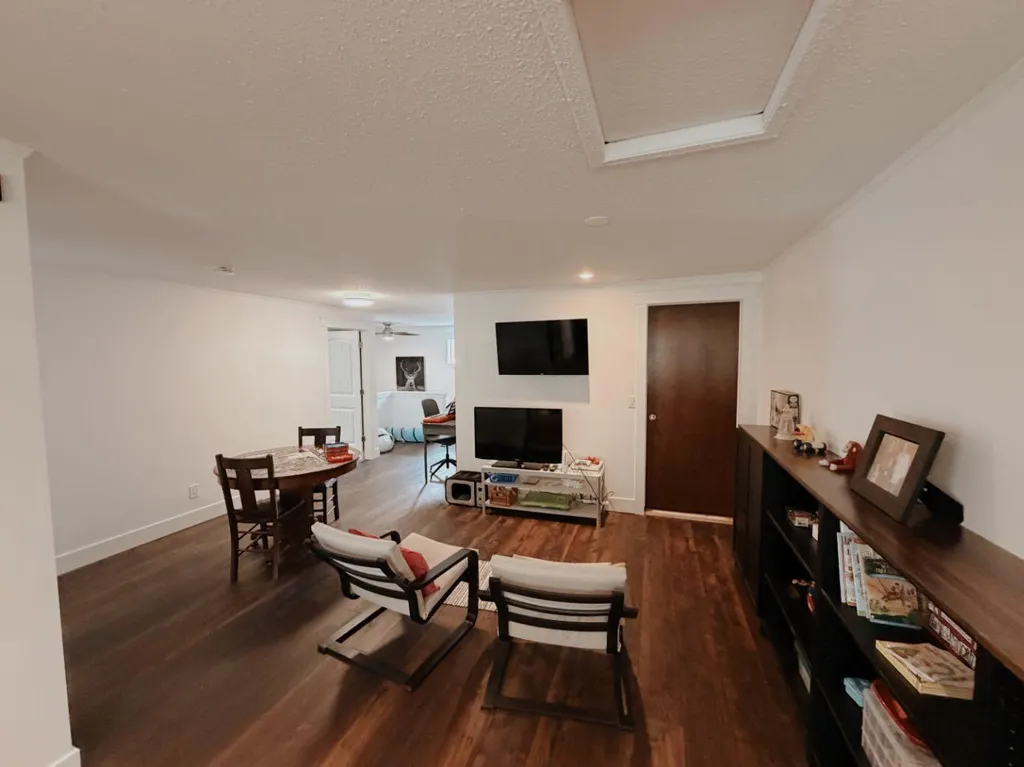 1101 6 Street SW Sundre AB T0M 1X0