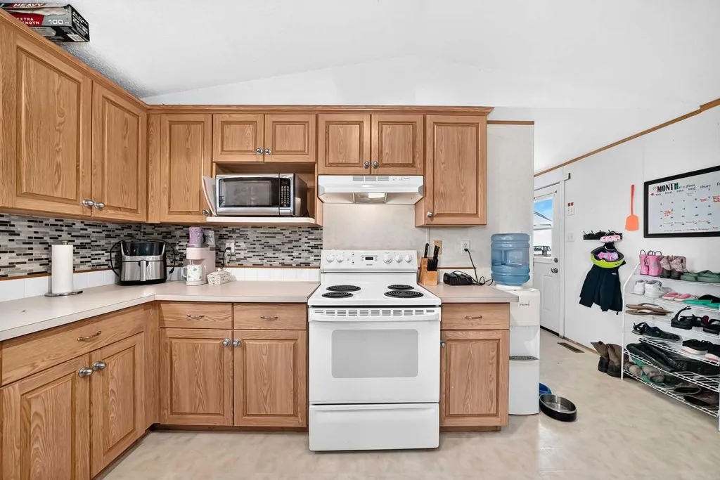 233075 Range Road 245 Rural Wheatland County AB T1P 0R6